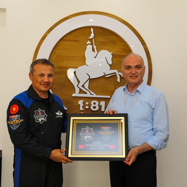 Başkan Özlü, Türkiye'nin ilk astronotunu ağırladı