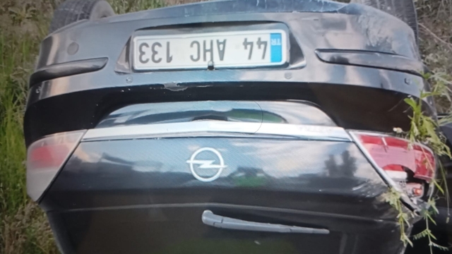 Takla atan otomobilin sürücüsü yaralandı
