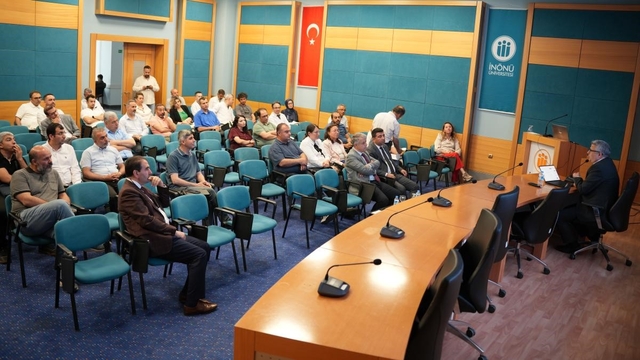 Yönetici liderlik eğitim programında yapay zeka ele alındı