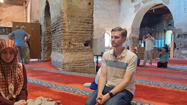 İspanyol Juan, Hristiyanlar için kutsal kabul edilen İznik Ayasofya Camii'nde Müslüman oldu