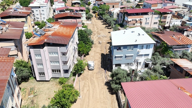 Nazilli Belediyesi Yıldıztepe'de yarım asırlık iyi içme suyu hattını yeniledi