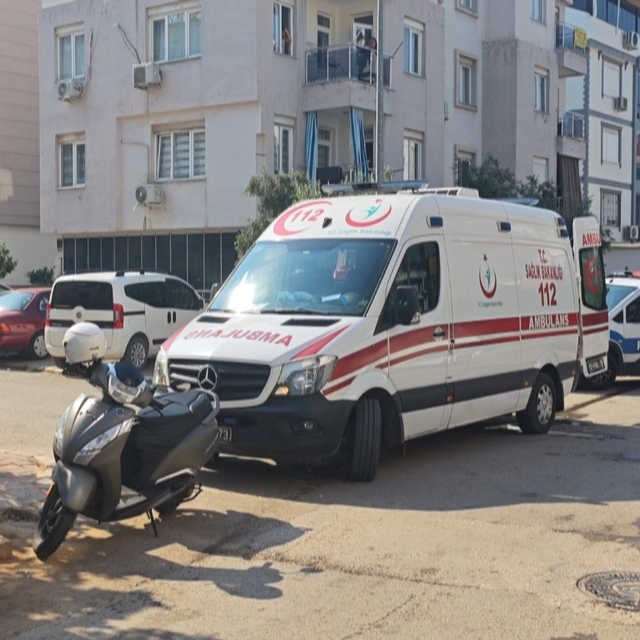 Kendini kilitlediği evi yakmaya çalıştı, yakalanınca sinir krizi geçirdi
Ki...