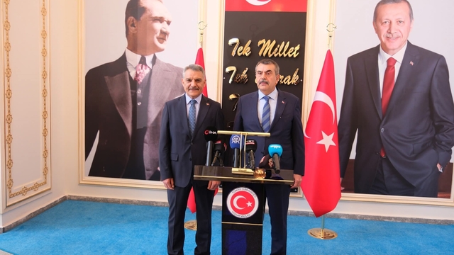 Bakan Tekin: "1 milyon 22 bin 658 öğrenci sınava girecek"
