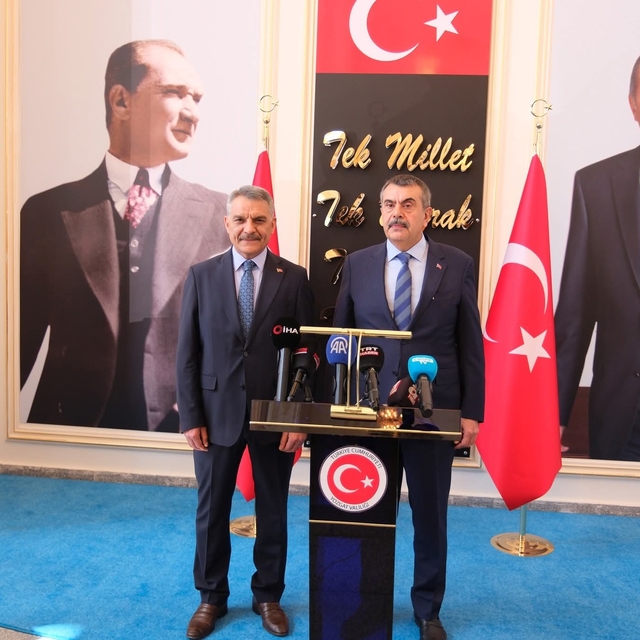 Bakan Tekin: "1 milyon 22 bin 658 öğrenci sınava girecek"