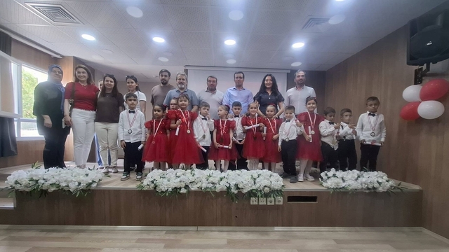 Yeni okulda ilk sahne