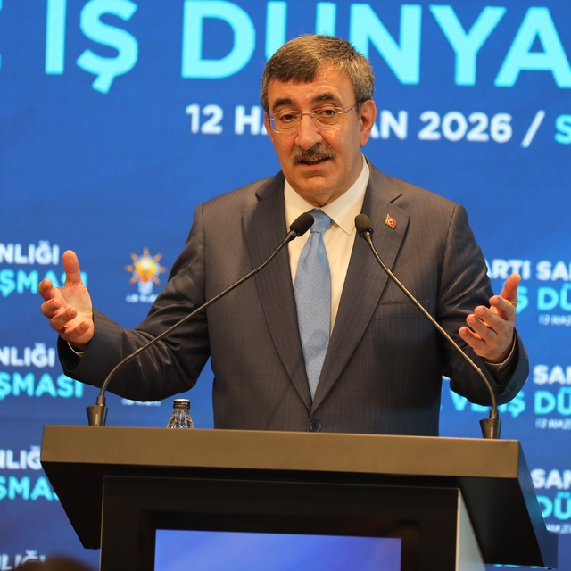 Cumhurbaşkanı Yardımcısı Cevdet Yılmaz, Samsun'da konuştu: "Her türlü riske...