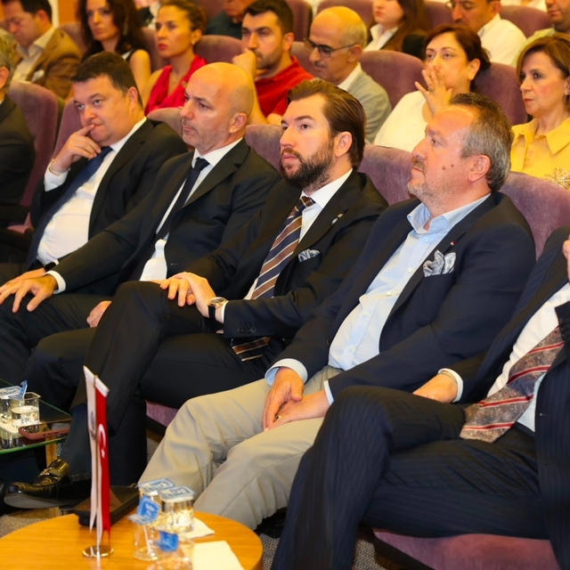 DENİB Yatırım Buluşmasında "Büyümenin Yeni Kodları" masaya yatırıldı