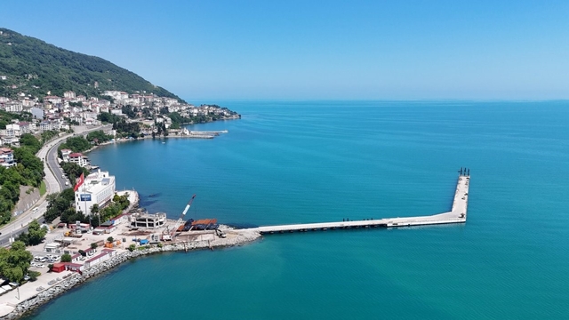 Ordu kruvaziyer turizmine hazırlanıyor
Atatürk Rıhtımı'nda uzatma çalışmalar devam ediyor