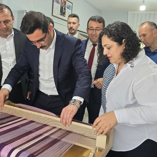 Hanönü'de kursiyerlerin ele emeği ürünleri sergilendi