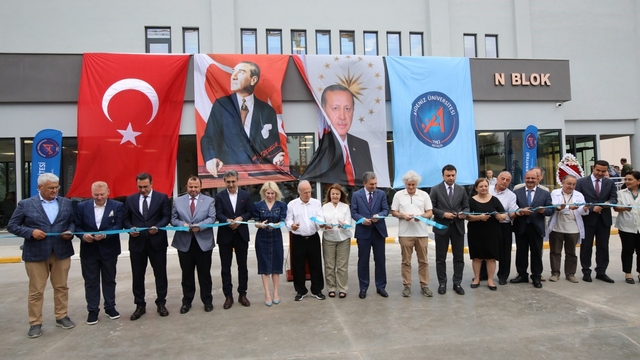 Akdeniz Üniversitesi Hastanesinde 9 ayda tamamlanan Nöroloji Polikliniği açıldı