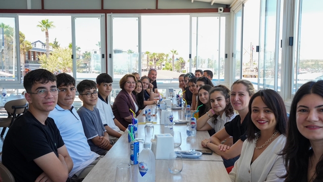 Didim Belediyesi'nden öğrencilere sınav öncesi moral buluşması