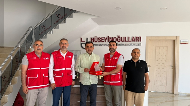 Kızılay'dan Veysi Duyan'a "Yılın Bağışçısı" ödülü