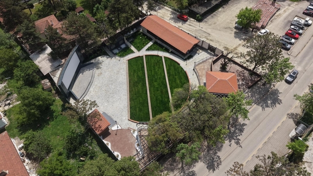 Tarihi yazlık sinema yeniden kapılarını açıyor