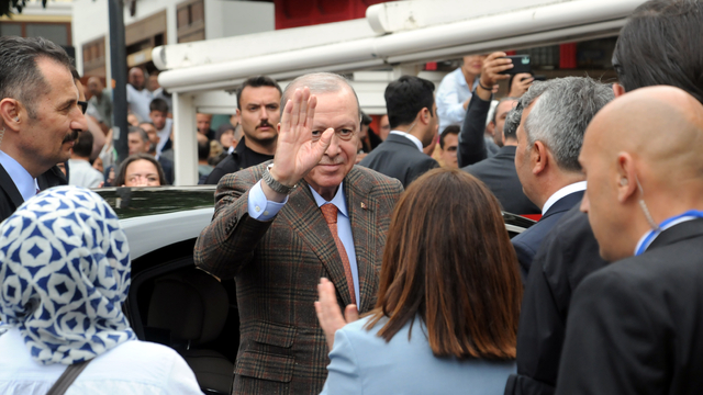 Cumhurbaşkanı Erdoğan: Siz milletvekili misiniz yoksa militan mısınız (2)