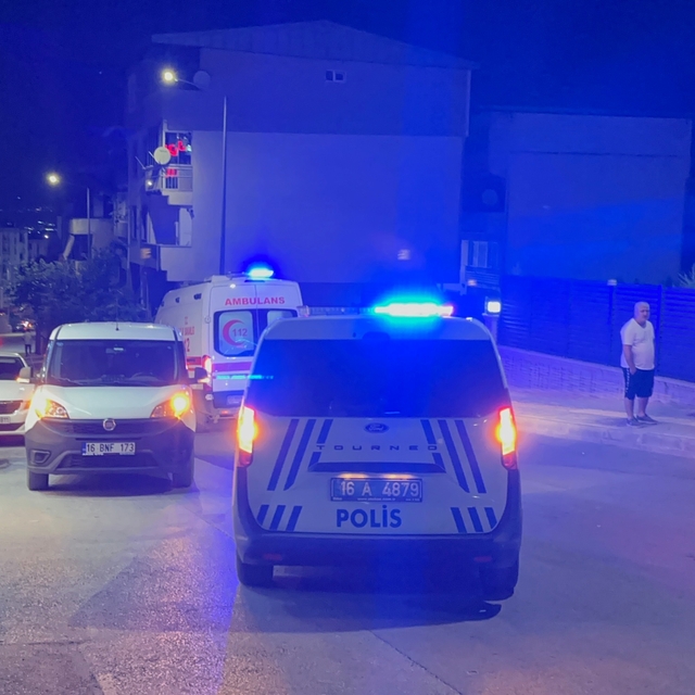 Kafede tartıştığı kişiyi tabancayla bacağından vurup, kaçtı