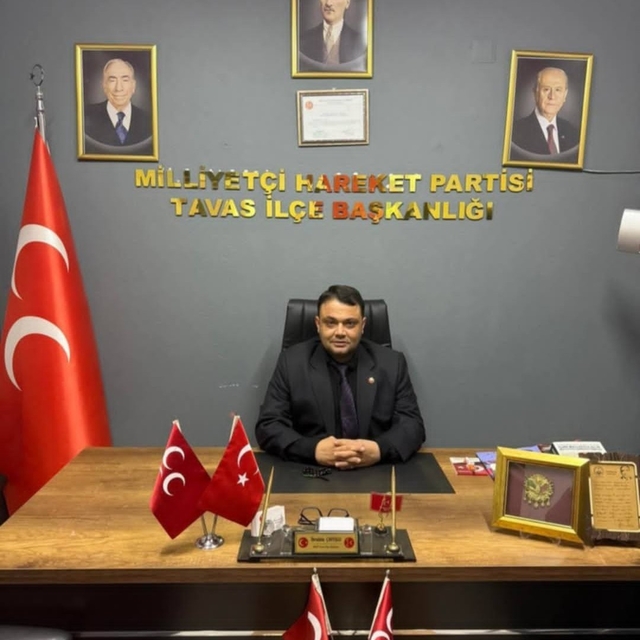 Denizli MHP'de 2 ilçe başkanı görevinden istifa etti