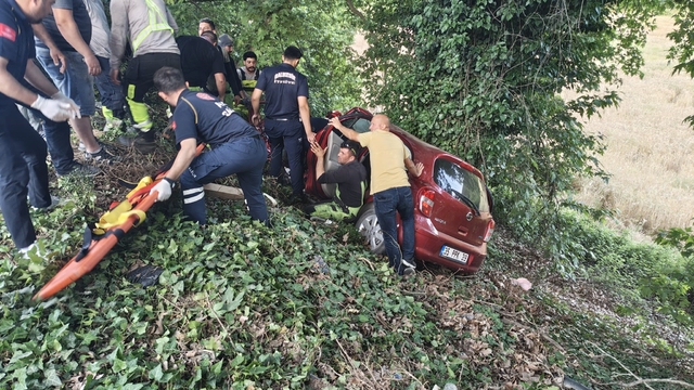 Balıkesir'de trafik kazası: 2 yaralı