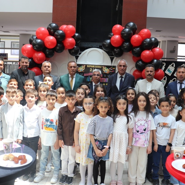 Tatvan'da minik ellerden büyük eserler