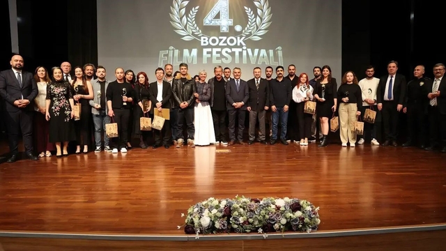 KBÜ öğrencileri Bozok Film Festivali'nden iki ödülle döndü