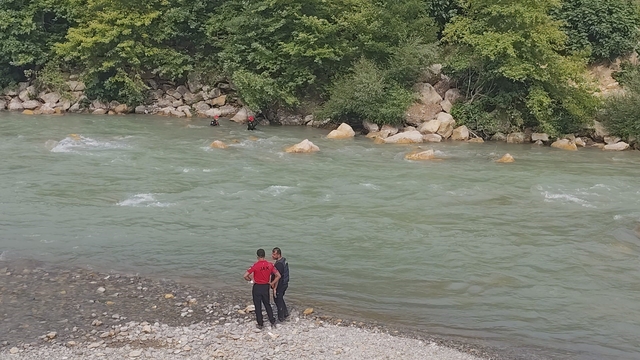 Alanya'da çayda kaybolan genci arama çalışmalarına yarın edilecek