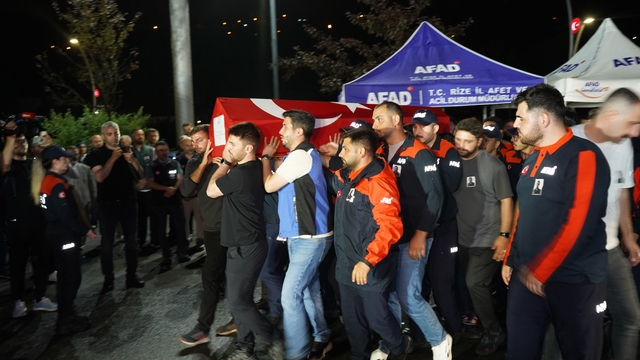 Arama-Kurtarma çalışmalarında hayatını kaybeden AFAD personeli için Rize'de tören düzenlendi