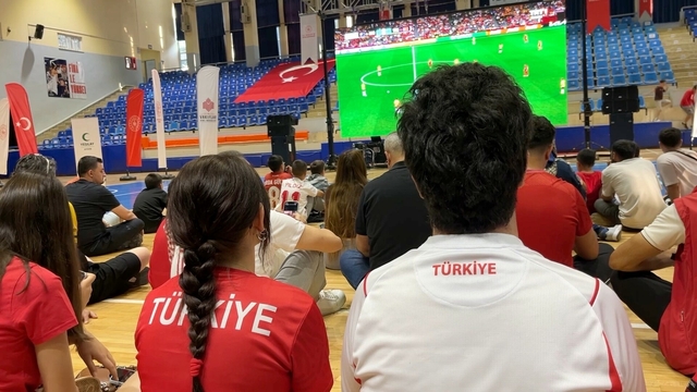 Aydın'da milli maç heyecanı yaşandı
