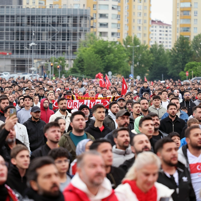 Milli heyecan Talas'ta yürekleri ısıttı