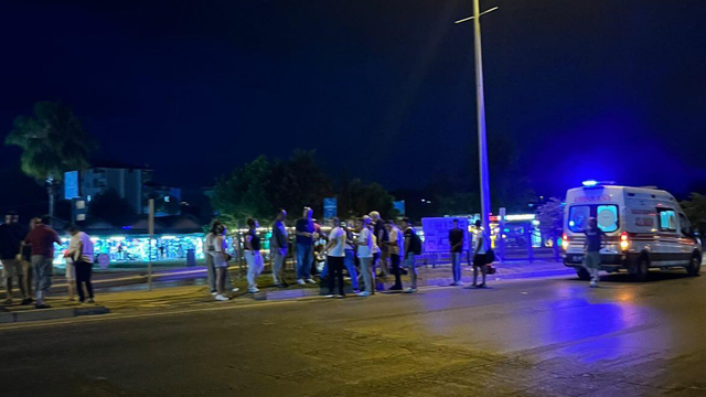 Otomobilin çarptığı turist hastanede öldü