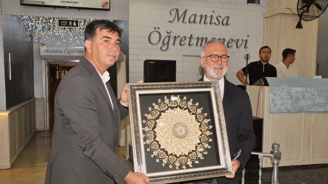 Memur-Sen Manisa İl Divanı'nda 'Türkiye Yüzyılı' vurgusu