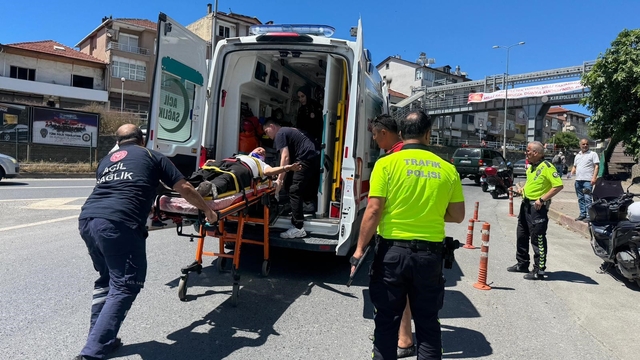 Alaplı'da motosiklet kazası: 1 kişi yaralandı