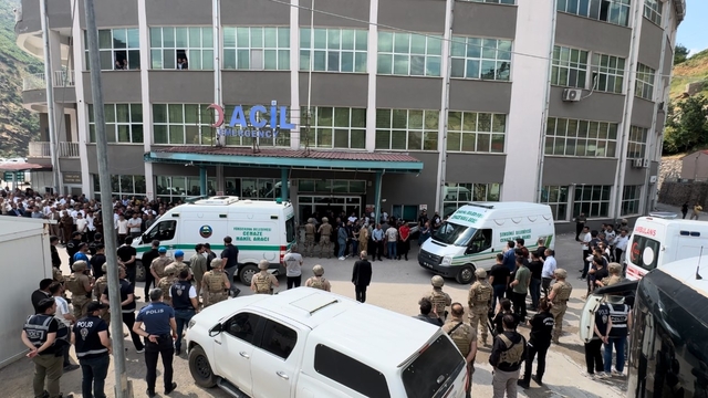 Uzman çavuşun katlettiği 4 kişinin cenazeleri Van'a gönderildi