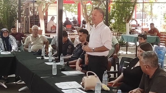 Didim'de üreticilere bitki ve hayvan sağlığı eğitimi verildi