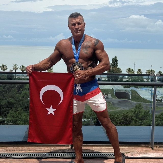 Bolu İl Emniyet Müdür Yardımcısı Türker Uygur, Dünya şampiyonu oldu