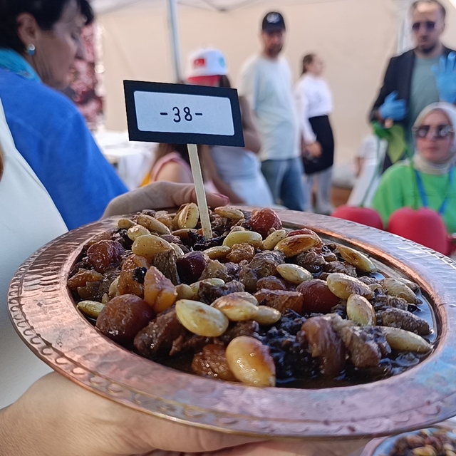 Tekirdağ Kiraz Festivali'nde kirazlı lezzetler kıyasıya yarıştı