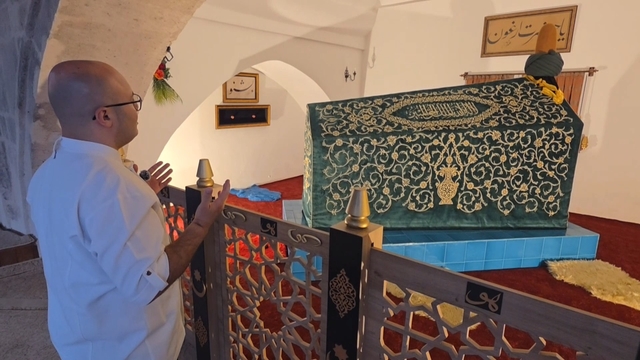 Kütahya'da Ergun Çelebi Hazretleri'nin kabrinde düzenleme
Sanduka yenilendi, alan ziyarete daha görünür hale getirildi