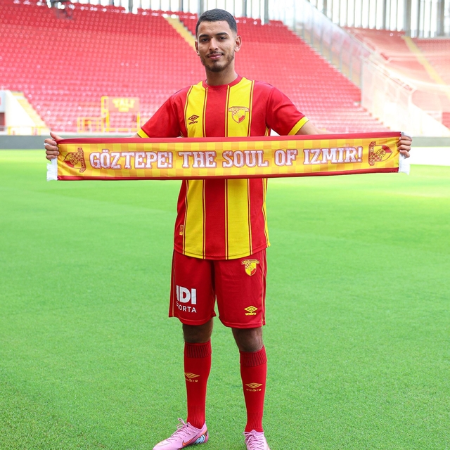 Göztepe Cherni'yi bırakmıyor
