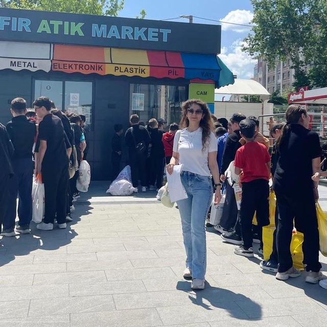 Kütahya Ahteri İmam Hatip Ortaokulu'ndan Sıfır Atık projesine anlamlı deste...
