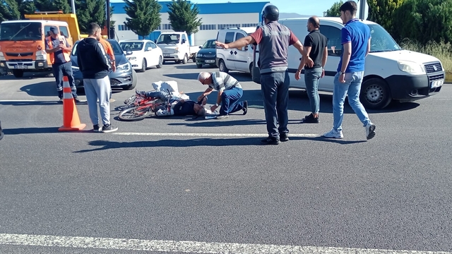 Düzce'de otomobilin çarptığı yaşlı adam yaralandı