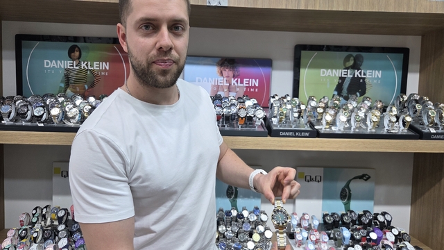 Düğün ve nişan sezonu saatlere olan talebi artırdı