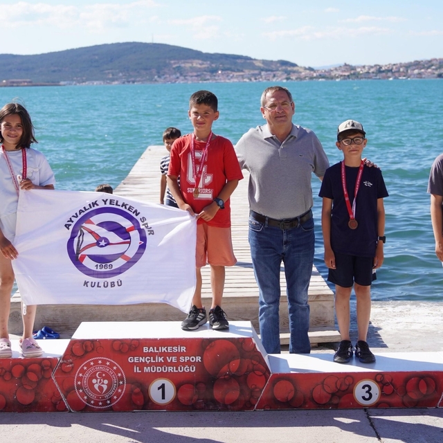 Başkan Mesut Ergin, Bölge Yelken Yarışları'nda sporcuların heyecanına ortak...