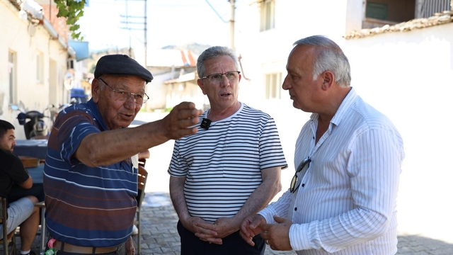 Başkan Tetik, vatandaşların taleplerini dinledi