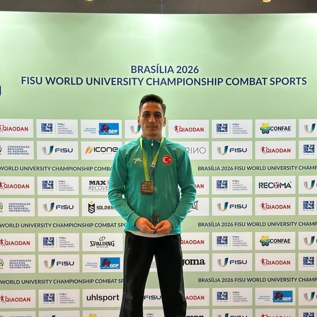 OMÜ'lü sporcu, Brezilya'da Dünya Şampiyonu oldu
