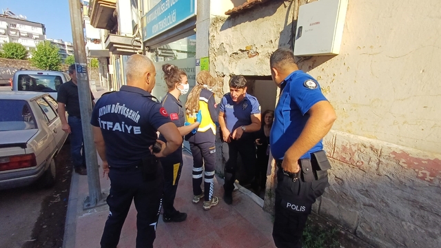 Yangını söndürmek isterken yaralandı
Yoğun duman ihbarı ekipleri harekete geçirdi