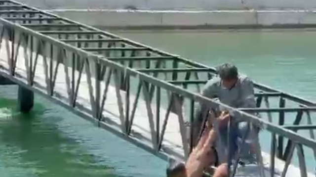 Adana'da sulama kanalında boğulma tehlikesi geçiren 2 kişi kurtarıldı