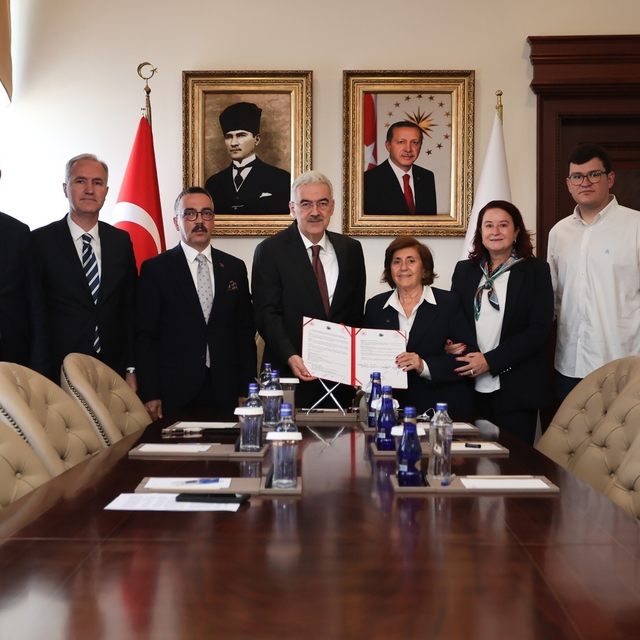 İnegöl'de 7 birimli Aile Sağlığı Merkezi için bağış protokolü imzalandı