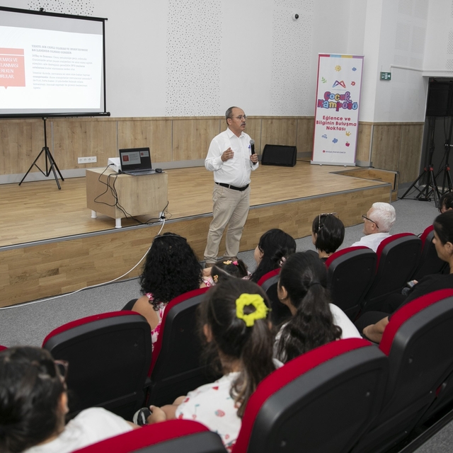 Mersin'de çocuk işçiliğine karşı farkındalık semineri