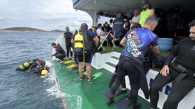 Ayvalık'ta bin 500 yıllık Bizans batığı sportif dalışa açıldı
Ayvalık'ta dalış izni tekrar çıkan Bizans batığı büyük ilgi görünüyor