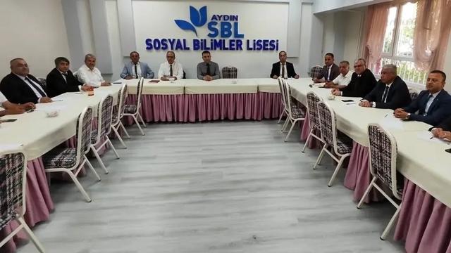Aydın'da ilçe milli eğitim müdürleri bir araya geldi