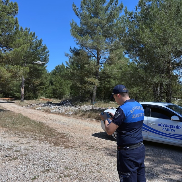 Kaçak hafriyatçılara fotokapan ve dronlu denetim