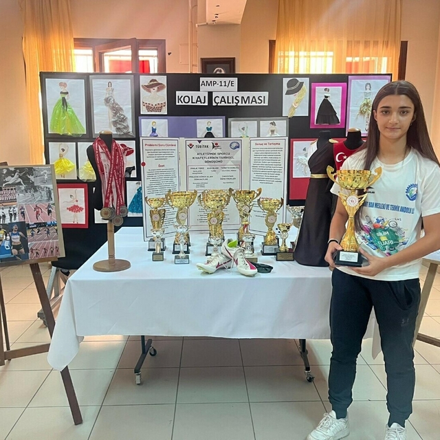 Atletizmdeki başarısını moda tasarım projesine dönüştürdü
